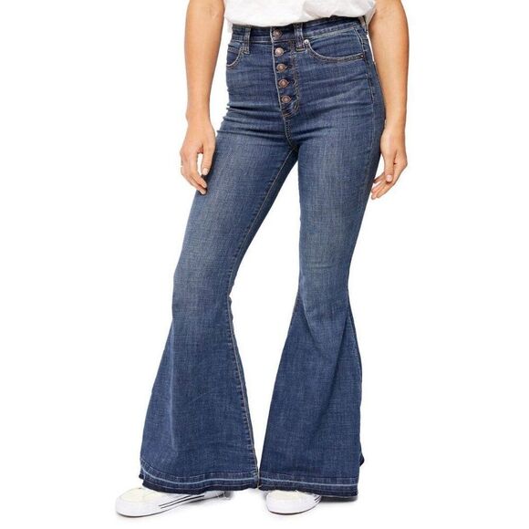 Free People Irreplaceable Flare Jeans in Size 32 - Picture 1 of 11